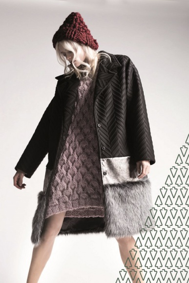 Gwiazdkowy Showroom Pop Up Store – butik pełen świątecznych inspiracji LIFESTYLE, Moda - Ruszył Gwiazdkowy Showroom Pop Up Store – świąteczny butik największej platformy sprzedażowej z polską modą SHOWROOM.PL. Najlepsi projektanci, największy wybór oryginalnych świątecznych prezentów dla najbliższych, a wszystko to w kameralnych wnętrzach dawnej fabryki na Hożej 51 w Warszawie.