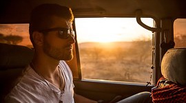 Polacy najseksowniejszymi mężczyznami Europy LIFESTYLE, Moda - Do tej pory to Polki uchodziły za najpiękniejsze w całej Europie. Ostatnio, na podstawie sondażu wykonanego na zlecenie popularnego portalu randkowego, dowiedziono, że także polskim mężczyznom niczego nie brakuje.