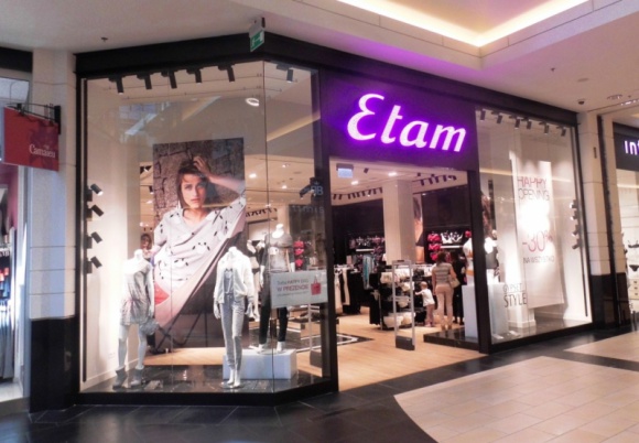 Kusząca francuska bielizna w Magnolia Park LIFESTYLE, Moda - Ulubiona marka bieliźniania Francuzek wreszcie we Wrocławiu. W Magnolia Park działa już salon francuskiej marki Etam. Oferuje zmysłową bieliznę, niebanalne kolekcje ubrań i akcesoria. Na początek zniżki do 30% na całą kolekcję.