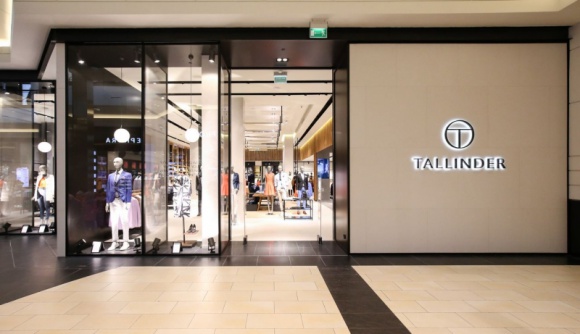 Nowa marka we Wrocławiu LIFESTYLE, Moda - Tallinder to nowa luksusowa marka na polskim rynku modowym. Można ją już znaleźć we Wrocławiu, konkretnie w Magnolia Park. To dopiero pierwszy sklep w regionie i jeden z pierwszych w Polsce. Co w ofercie?