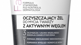 Eveline Cosmetics Oczyszczający Żel do Mycia Twarzy z aktywnym węglem LIFESTYLE, Uroda - Węgiel dużo lepiej i głębiej wnika w naskórek i pory skóry niż inne składniki. Dzięki temu dokładnie ją oczyszcza z zaskórników. Jest jednocześnie doskonałym peelingiem, ponieważ wraz z zaskórnikami usuwany jest martwy naskórek.